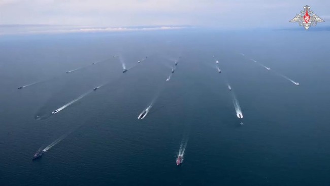 China and Russia Unite, Set to Conduct Joint Naval Patrols Near Indonesian Waters