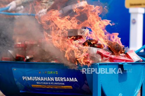 Pantoloan Customs Destroys 275 Bales and 4.6 Million Illegal Cigarettes from Enforcement Actions