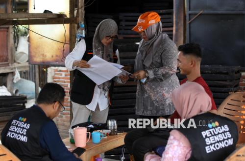 OJK Warns Influencers Not to Mislead Public on Economic Census Data Collection