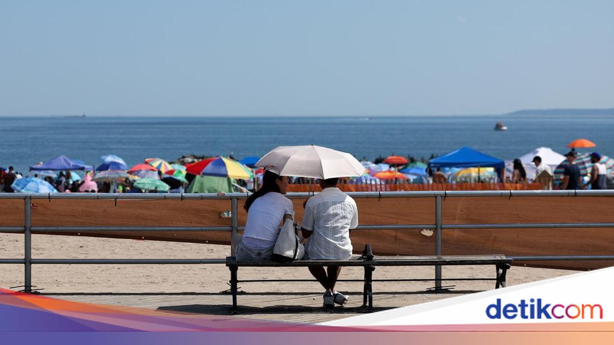 US Heatwave Kills 25, Extreme Temperatures Grip Nation
