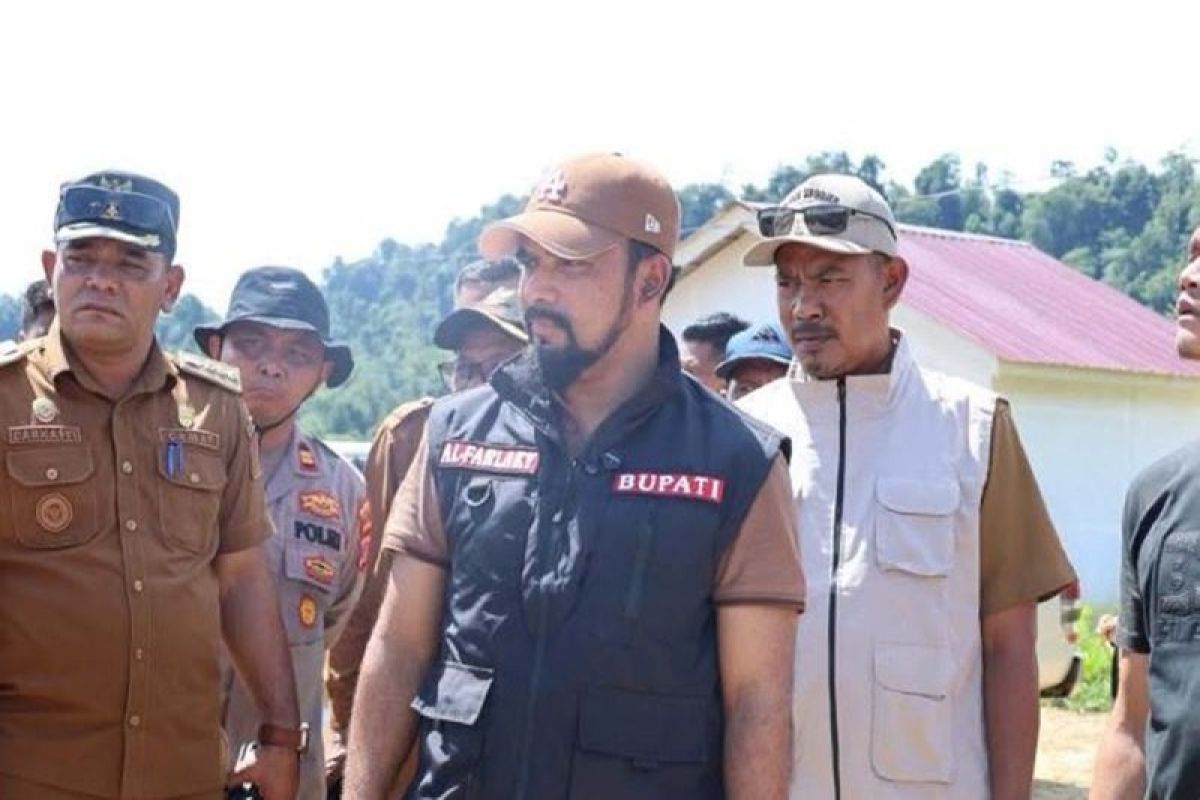 Aceh Timur BPBD Deploys Personnel to Traditional Oil Well Fire