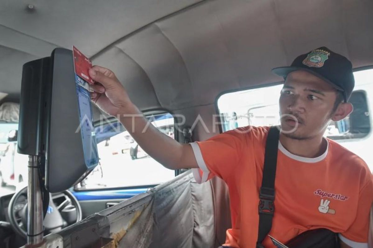 Jakarta DPRD to Discuss Jaklingko Card Tapping Fraud with BUMD