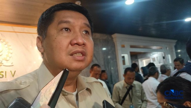 Minister Ara to Combat Loan Sharks with Housing Credit Programme