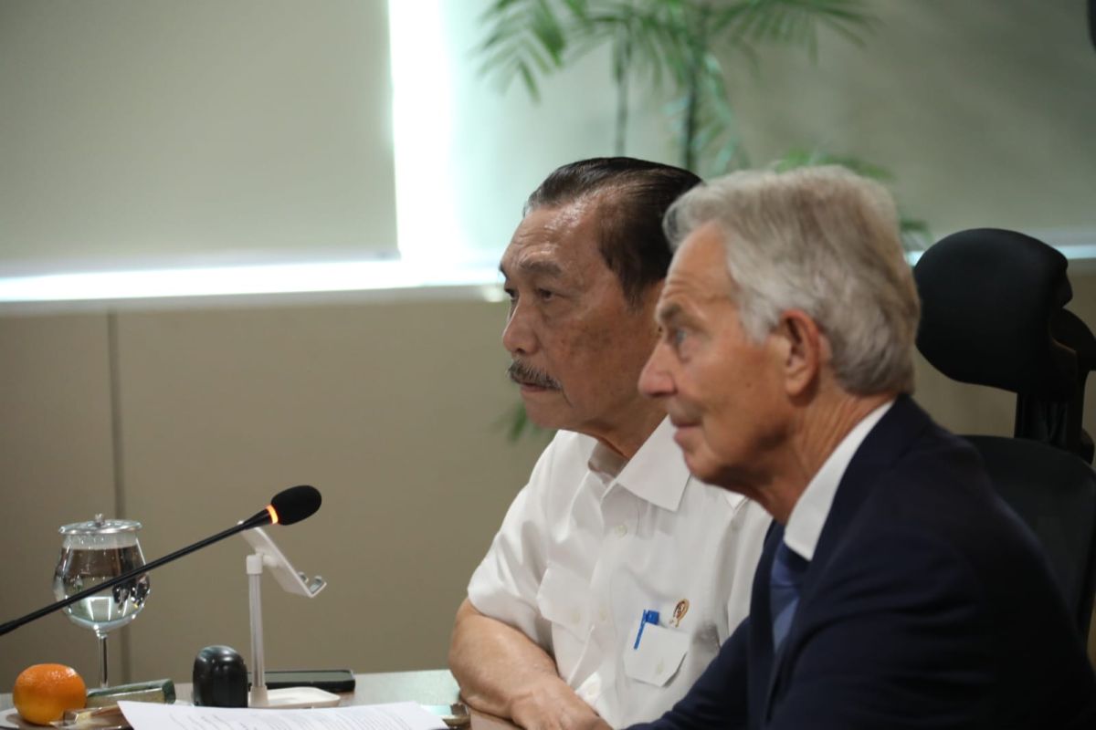 KPTDP discusses digital government progress with Tony Blair