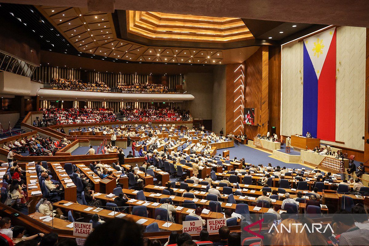 Philippine Vice President Sara Duterte Faces Impeachment Trial in Senate