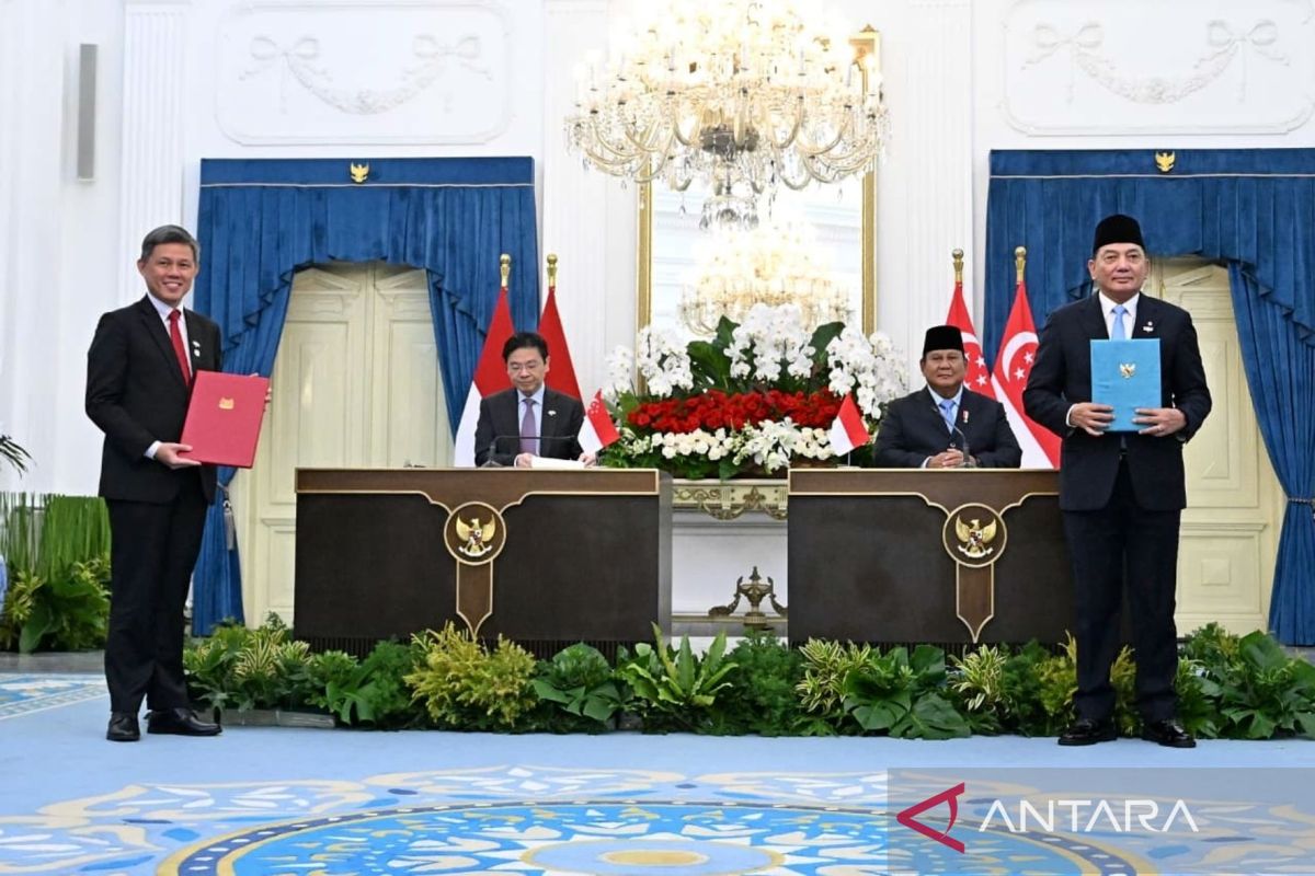 Indonesia and Singapore Explore Joint Military Training Area Development in Sumatra, Kalimantan
