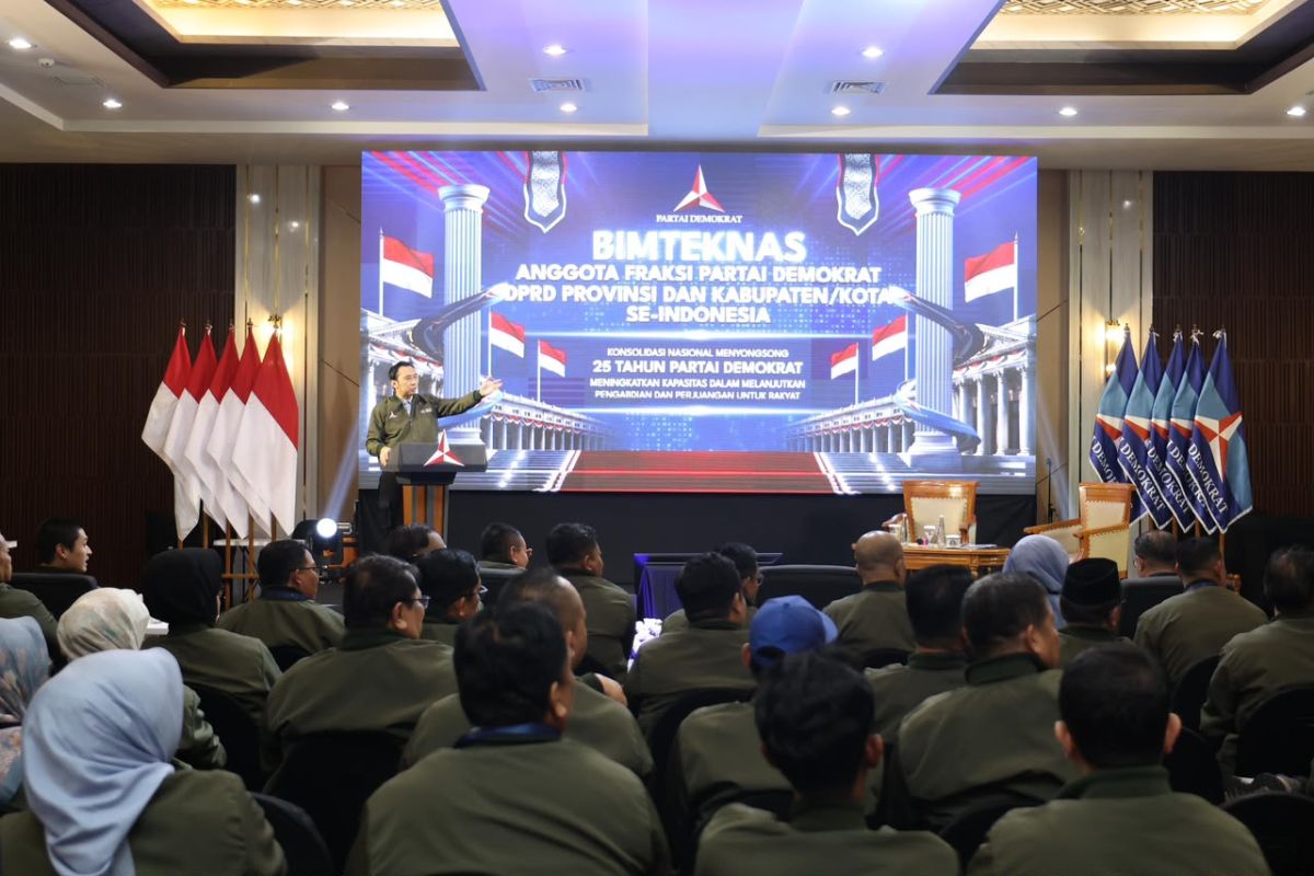Ibas: Democrats must continue strengthening service to the people