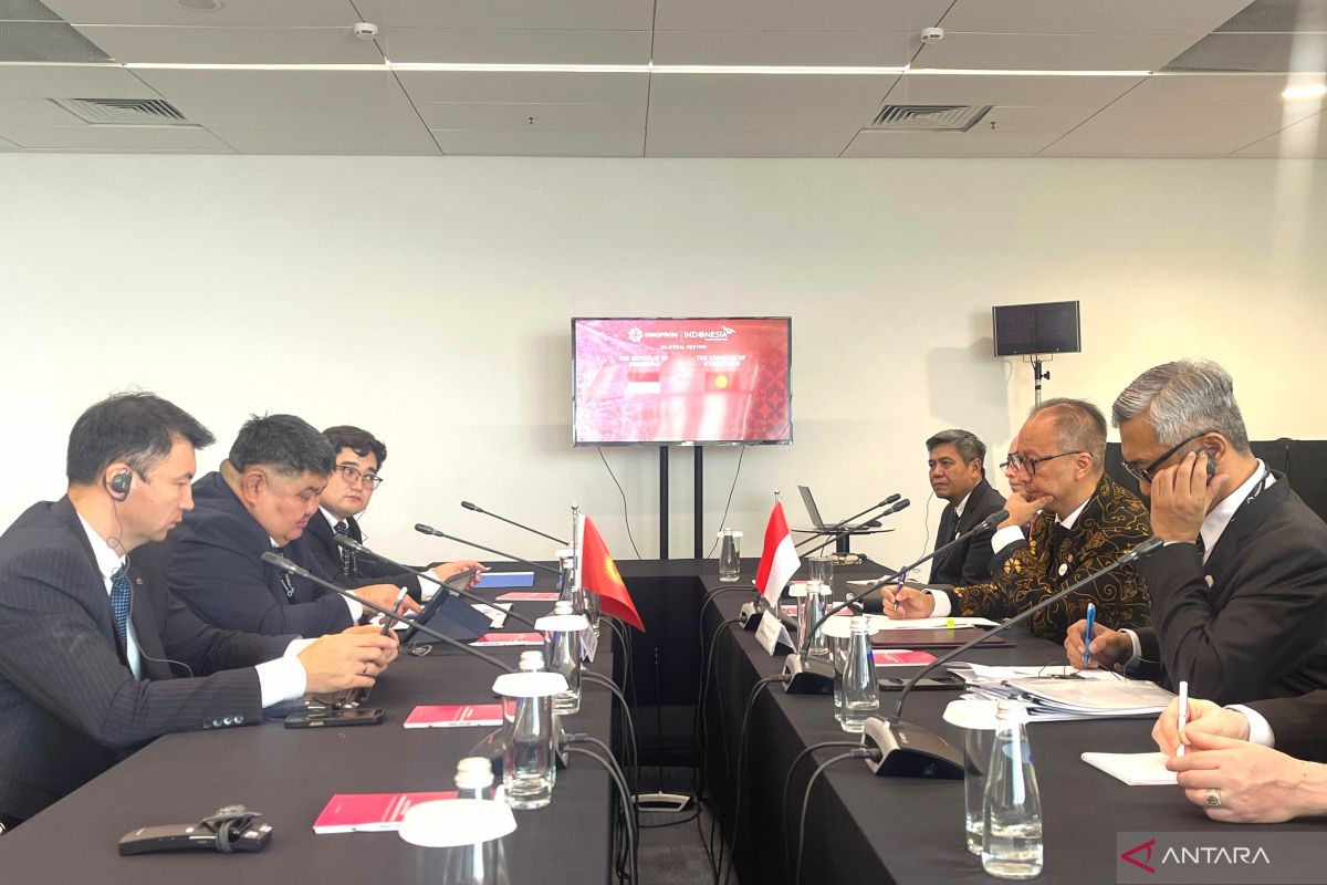 Industry Minister Expands Indonesia's Halal Industry Development with Kyrgyzstan