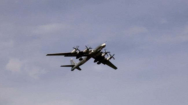 Russian Fighter Jets Suddenly Approach British Aircraft Carrier, Drop This