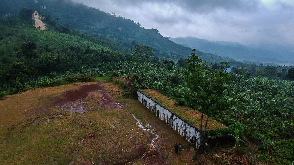 Viral 'Koperasi Merah Putih' in Bandung Barat's Stone Garden Clarified by Village Head