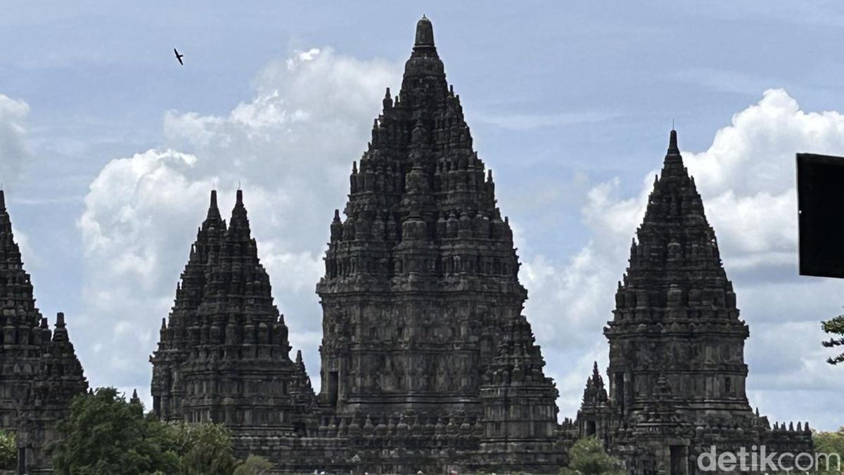Prambanan Temple Remains Open to Public During Prabowo-Modi State Visit