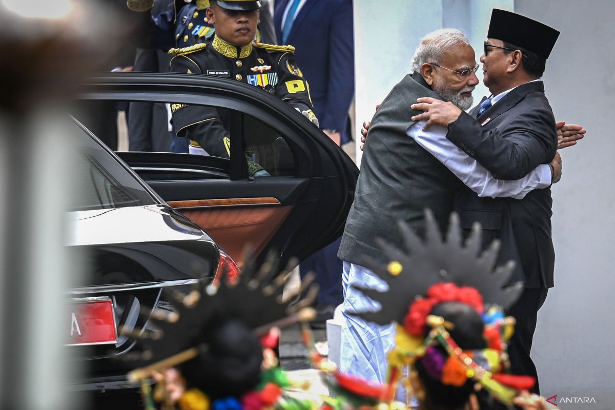 Prabowo welcomes Indian educational institutes to boost cooperation