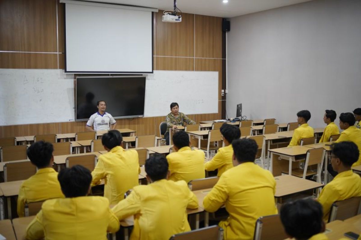 45 Unnes Students Join Collaborative Green Technology Research in Malaysia