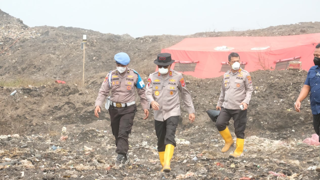 Jatiwaringin Landfill Fire Begins to Be Contained, 8 of 12 Hotspots Extinguished