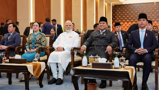 PM Modi Visits Indonesian Parliament to Strengthen Bilateral Ties