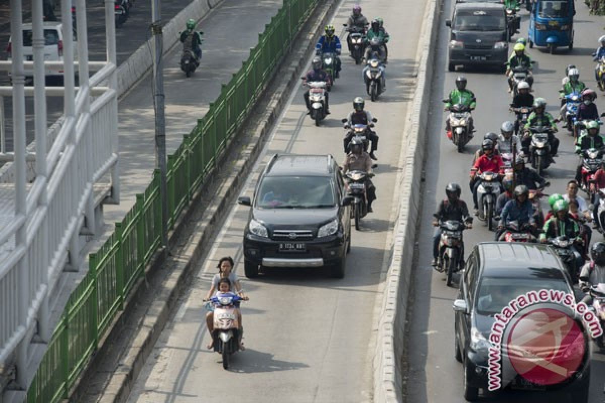 Dispute between police and Jakarta council member in West Jakarta ends peacefully
