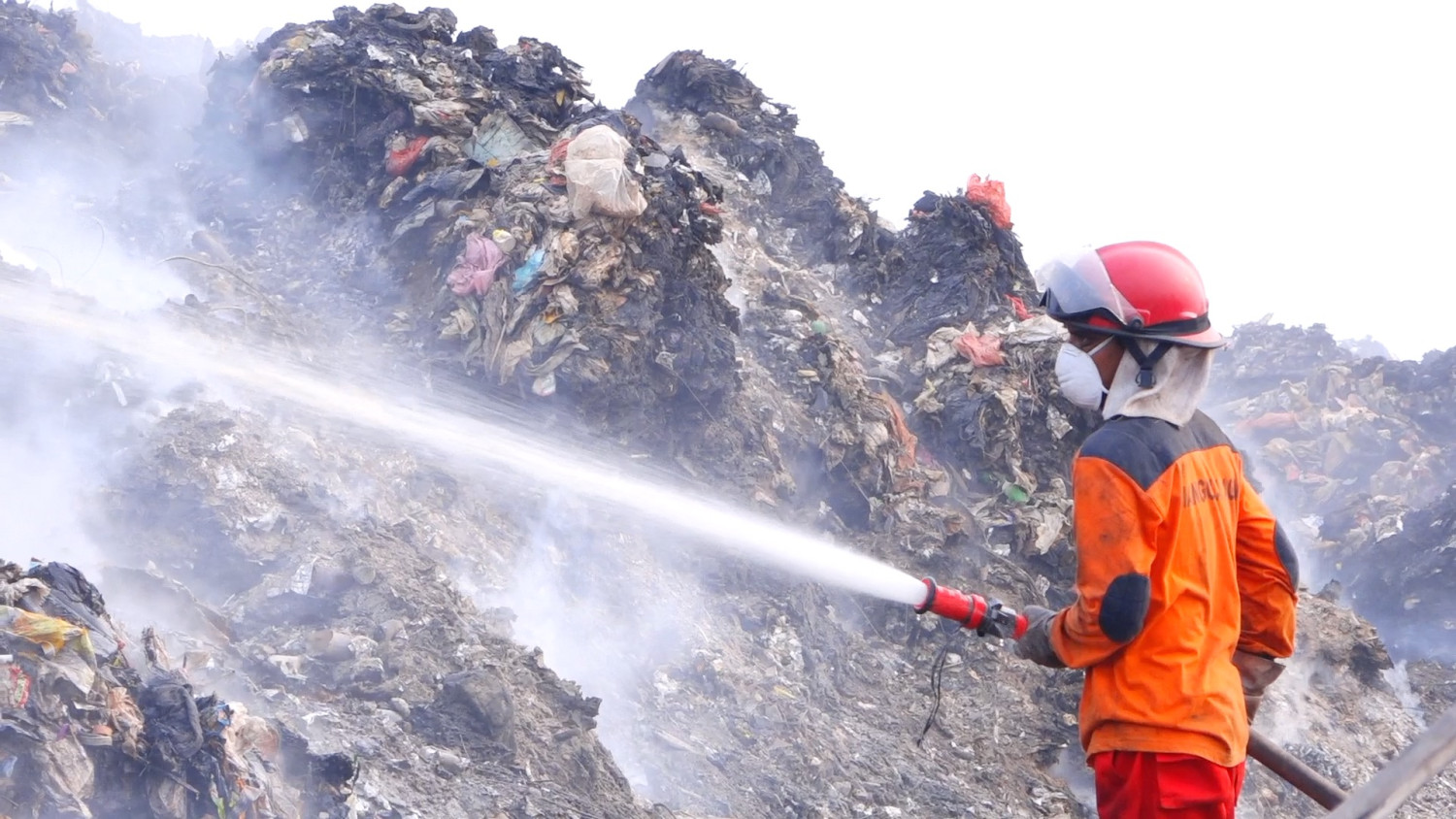 BNPB Says Jatiwaringin Landfill Fire 50 Per Cent Contained