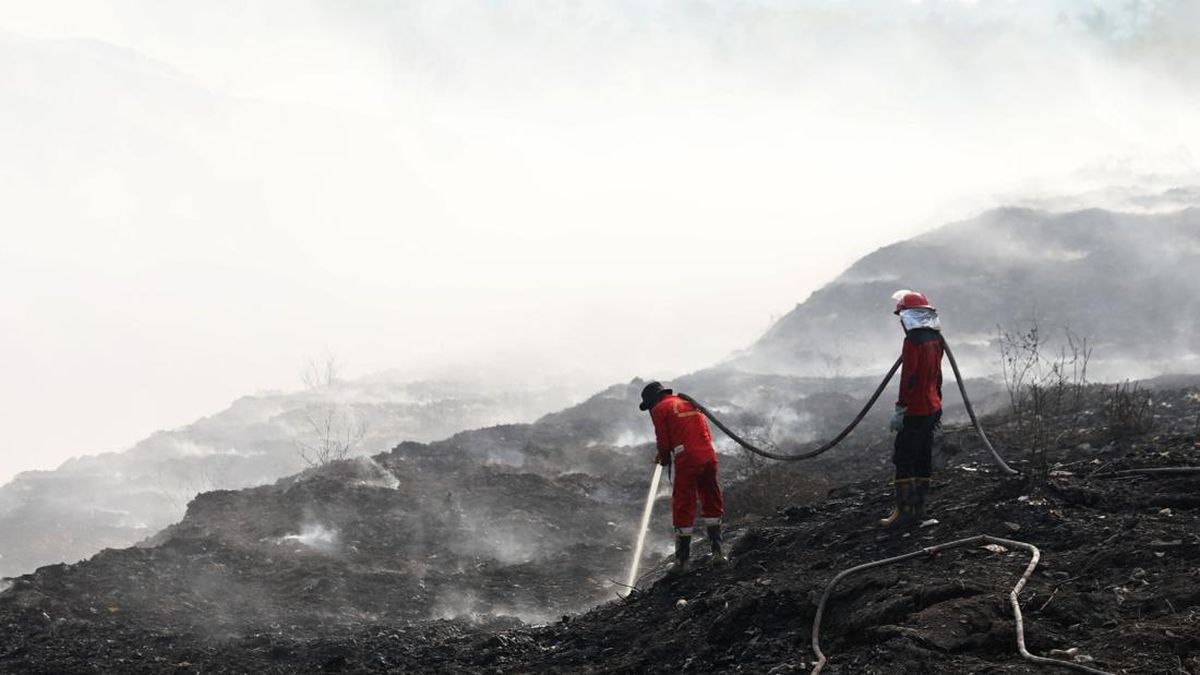 Tangerang Regency Prepares Temporary Waste Site After Landfill Fire