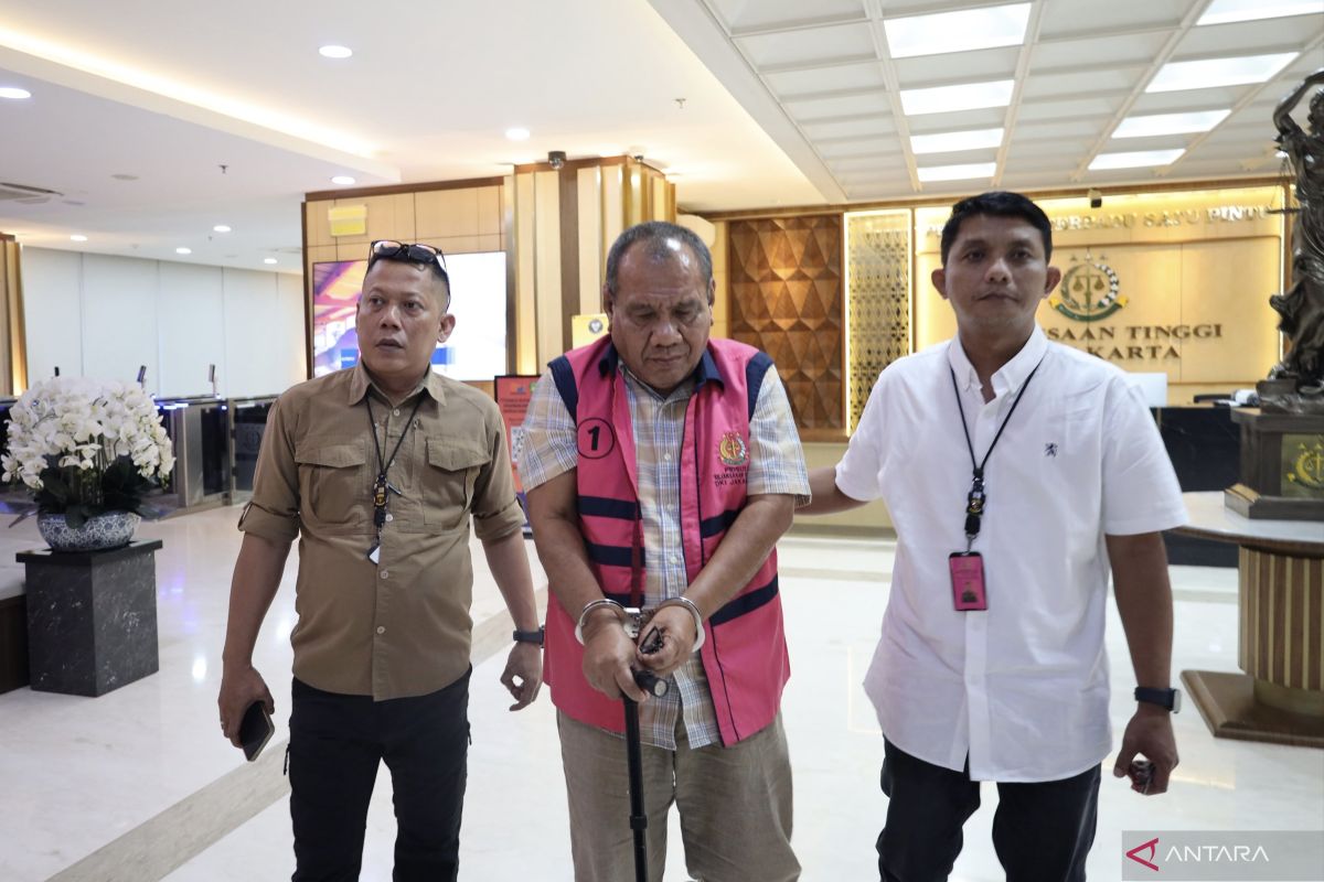 Jakarta Crime Roundup: French Tourist Robbed, New Suspect Detained in Ministry Corruption Case