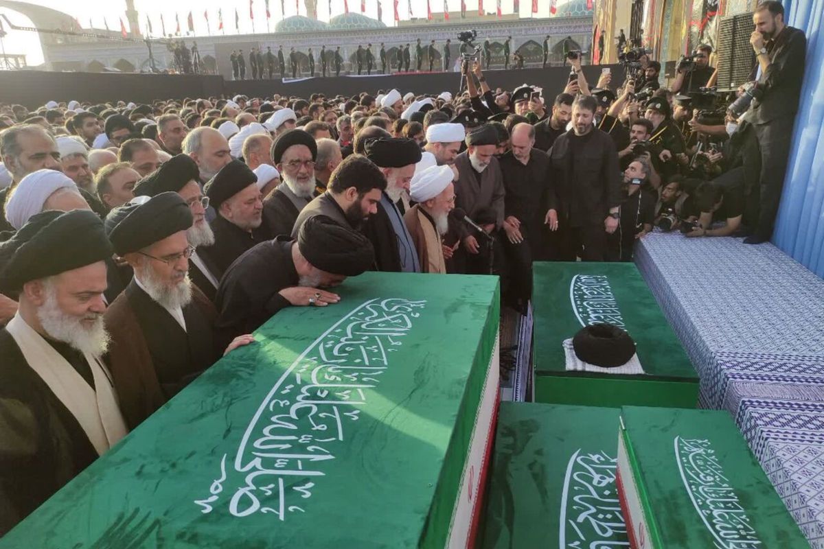 Funeral Prayer Held for Ali Khamenei at Jamkaran Mosque