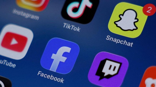 Australia's Social Media Age Ban Faces Loopholes, Indonesia Watches Closely