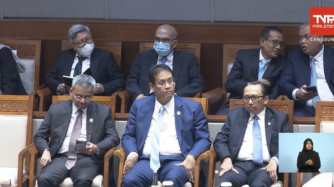 Purbaya's Notes on Semester I State Budget: Tax Revenue Grows, Deficit Remains Safe