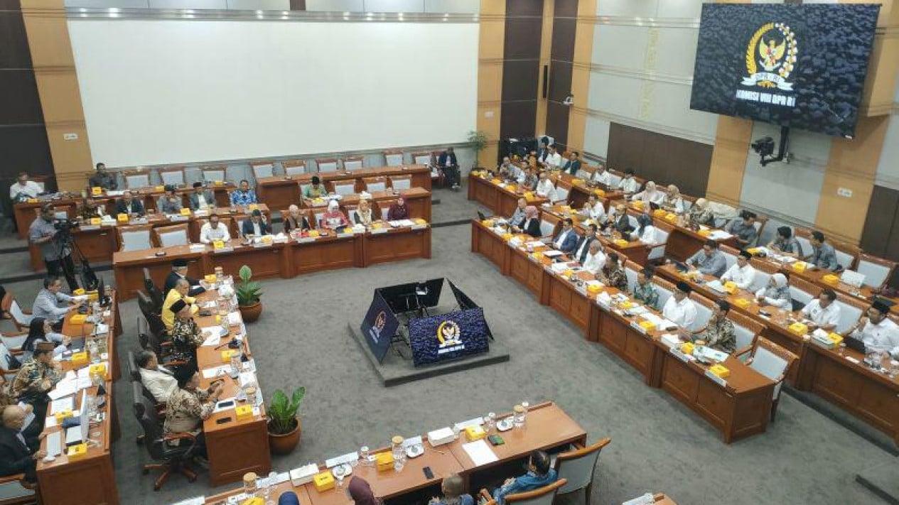 DPR to Form Working Committee to Discuss Proposed 2027 Hajj Fee Hike to Rp107 Million per Person