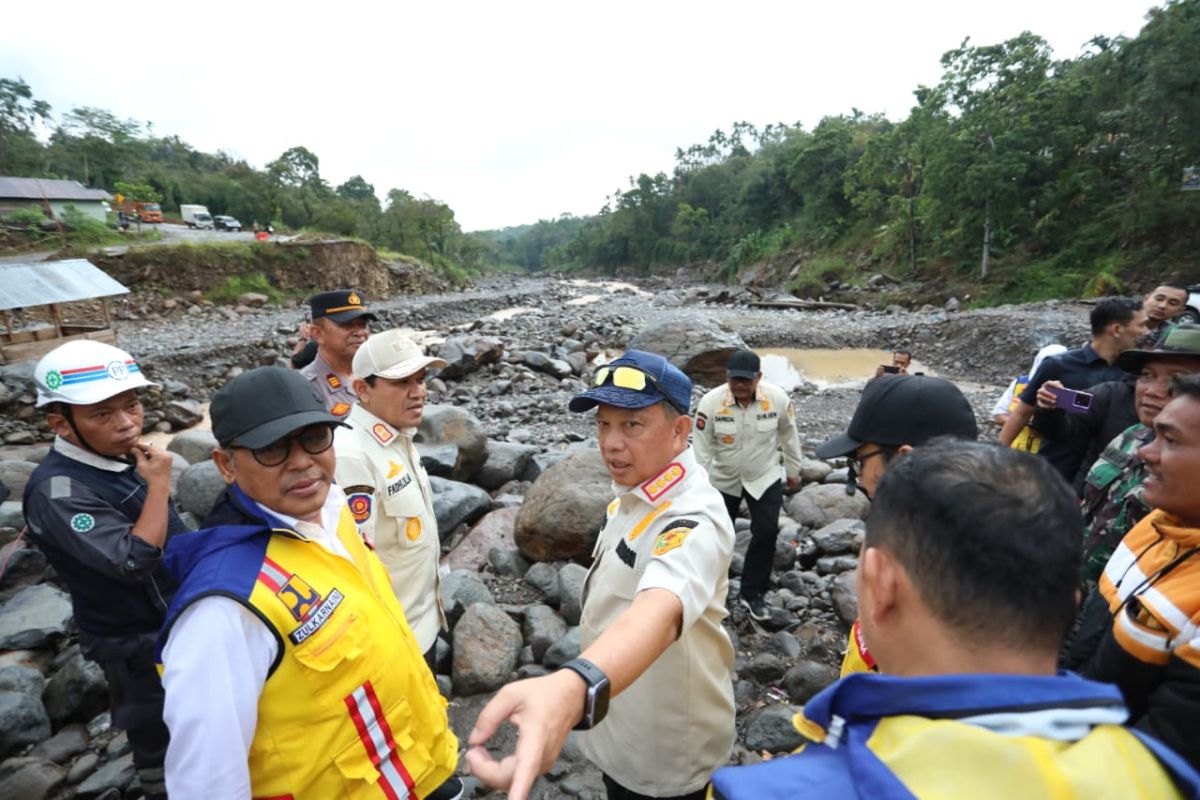 Task Force Prepares Alternative Route in Bener Meriah