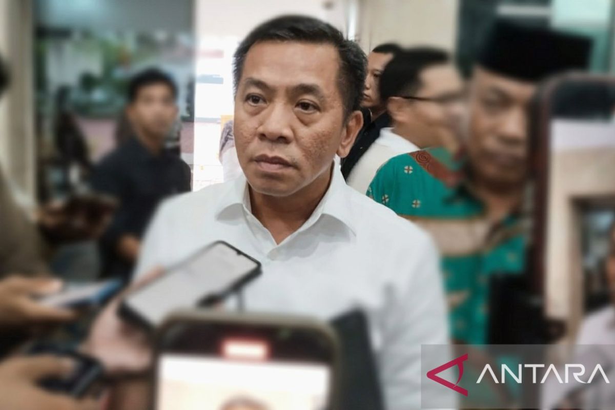 Karawang Regent: Clean Water Distribution Continues to Drought-Hit Areas