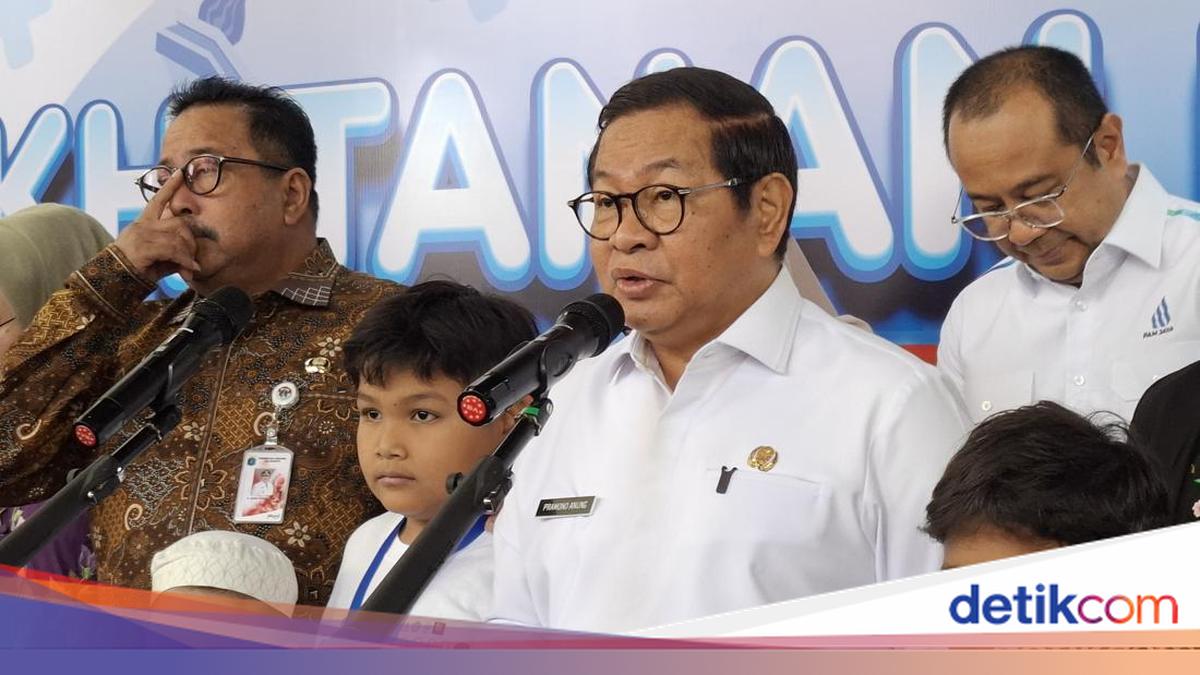 Pramono Calculates Subsidy Scheme Before Deciding New Transjabodetabek Fares
