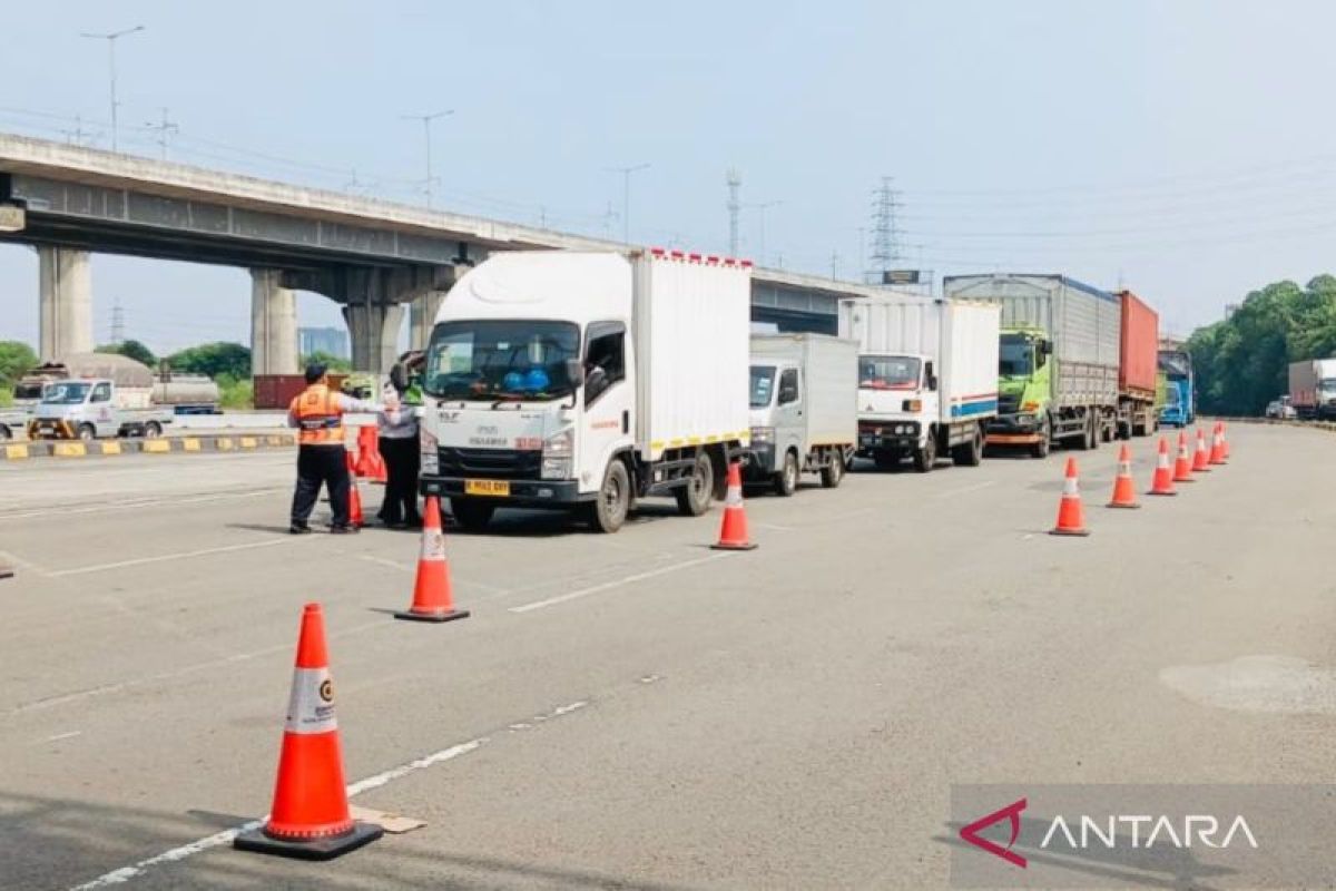 Jasamarga Educates ODOL Vehicle Drivers to Improve Road Safety