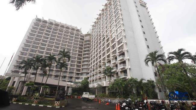 Hotel Sultan Closure: The Effect on the GBK and Senayan Area