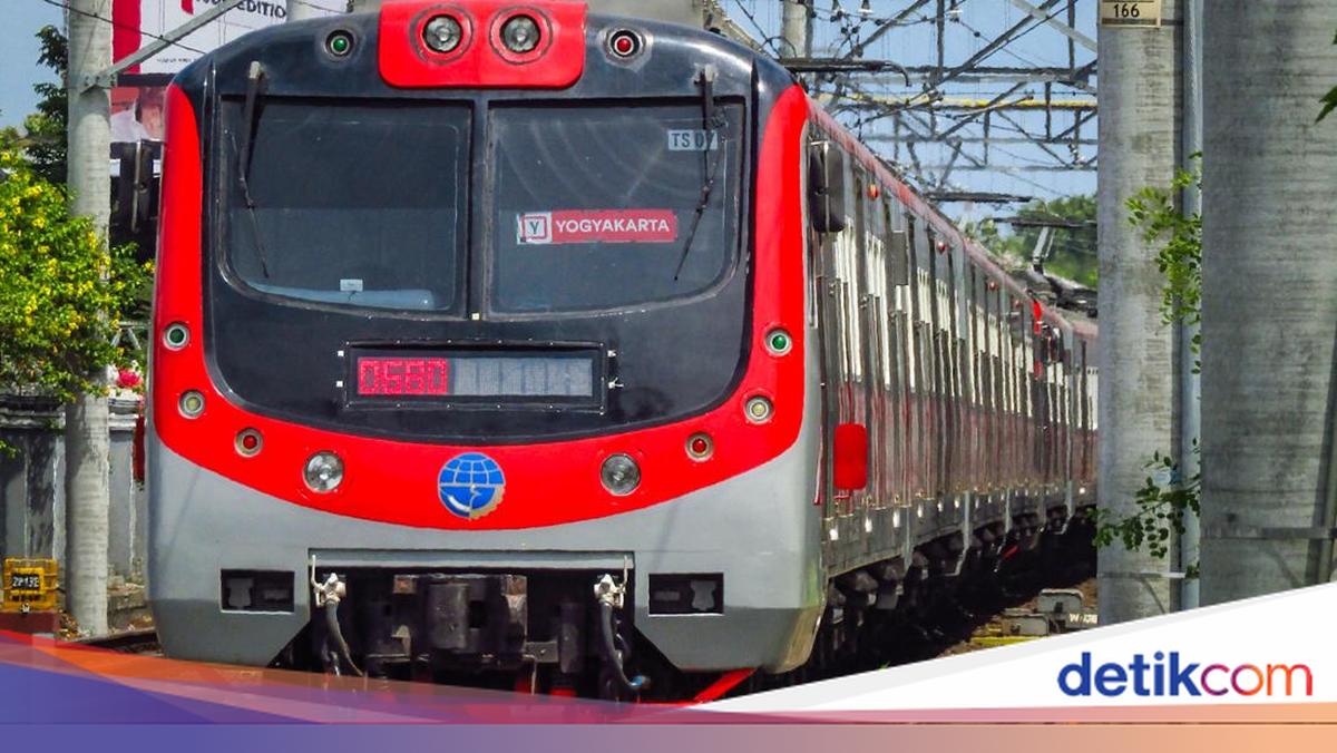 Jogja-Solo Commuter Line Held Up for an Hour at Prambanan Station, KCI Explains