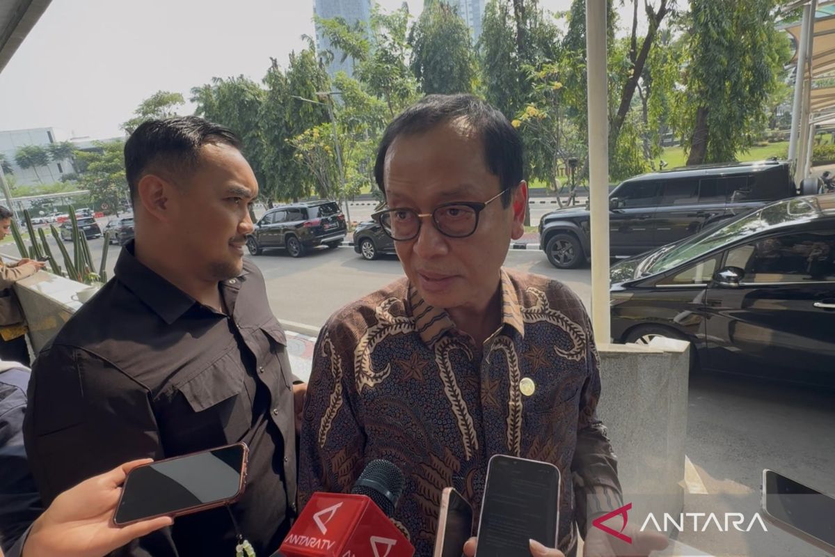 OJK assures no mass layoffs in national banking sector