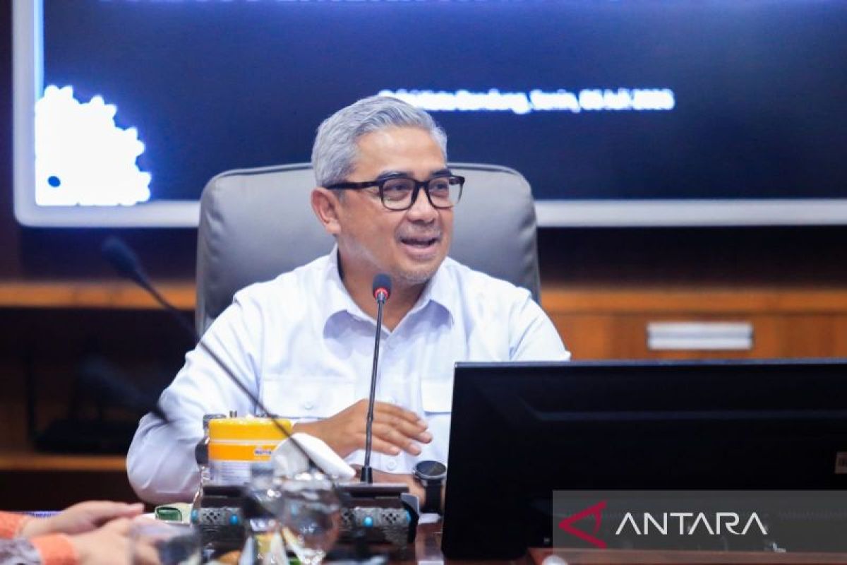 Bandung City Government threatens dishonourable discharge for civil servants organising online gambling