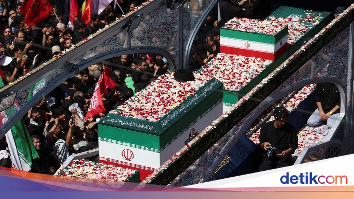 The Political Message of Ali Khamenei's Funeral and the Geopolitics of the Strait of Hormuz
