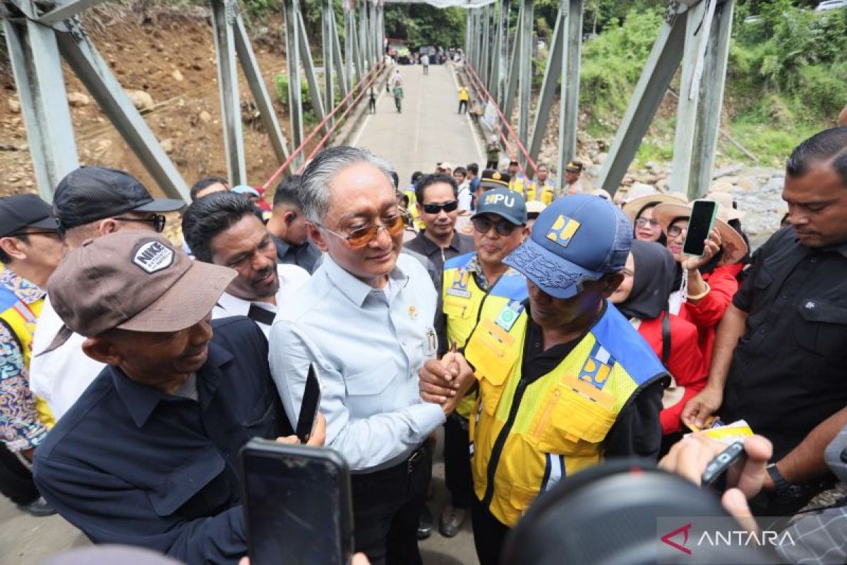Minister of Public Works Assigns PT PP to Strengthen Enang-enang Bridge Structure in Aceh