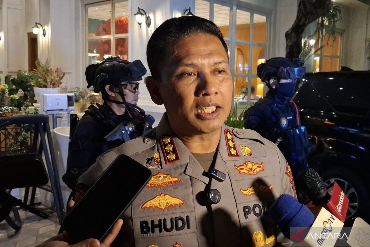 Police Freeze Two Rooms at de'Clan Cafe, Seize Nearly IDR 60 Billion in Corruption Probe