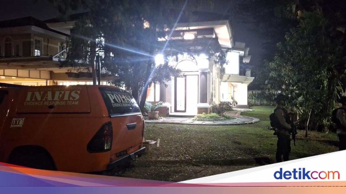 Police Raid Luxury Home in Sentul Linked to Major PLN, ASABRI, and Krakatau Steel Corruption Cases