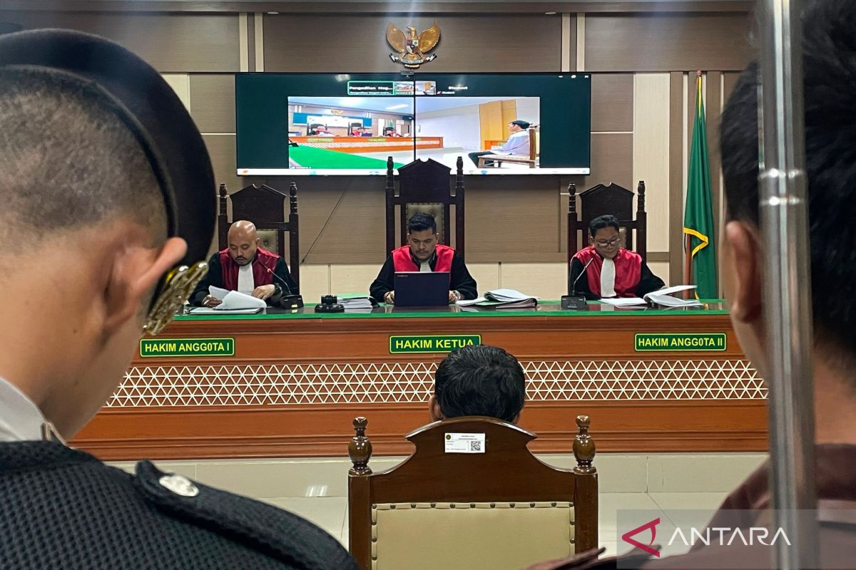 Judge reveals defendant's role in Indramayu family massacre