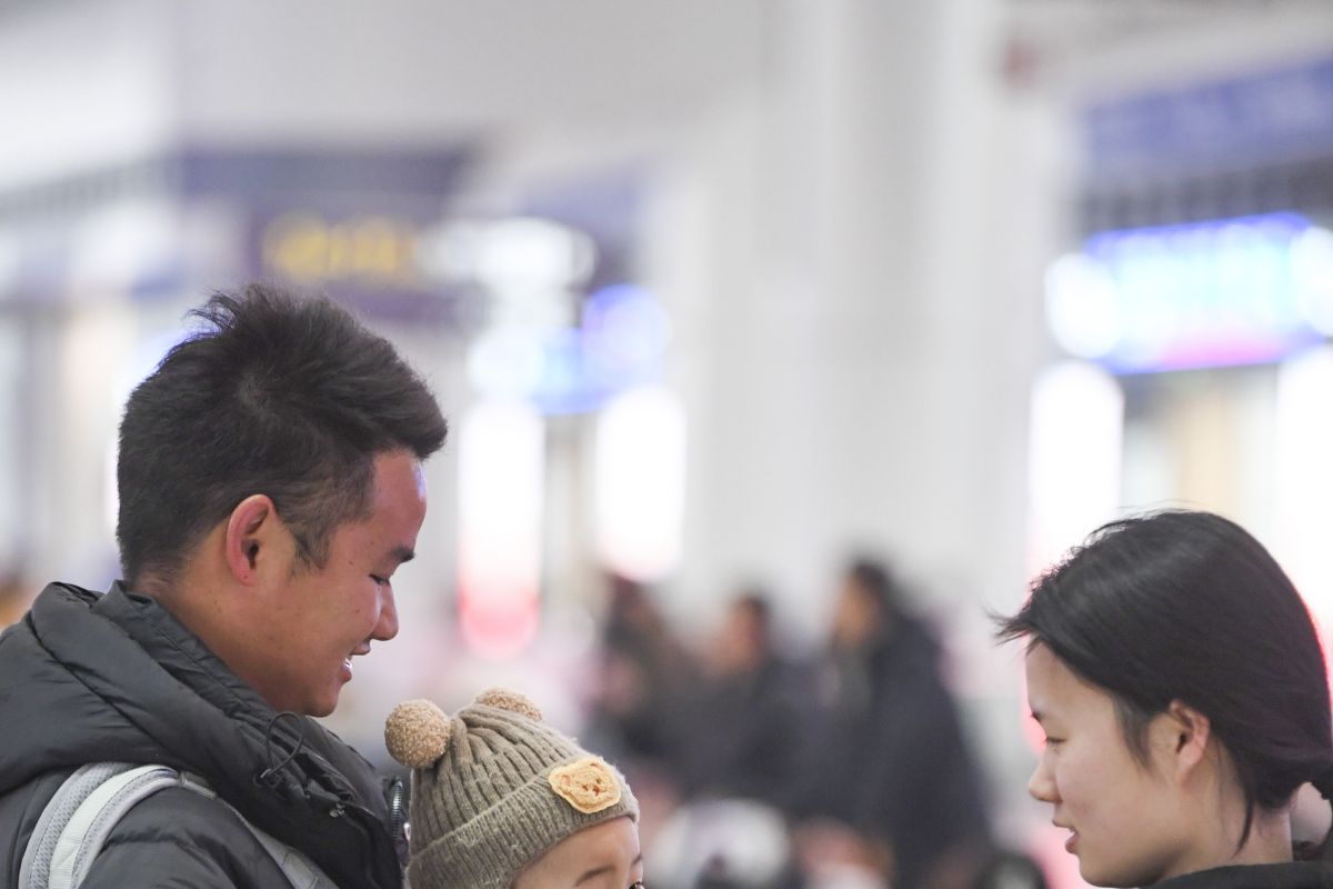 UN: Young People Willing to Marry and Have Children if Financially Secure