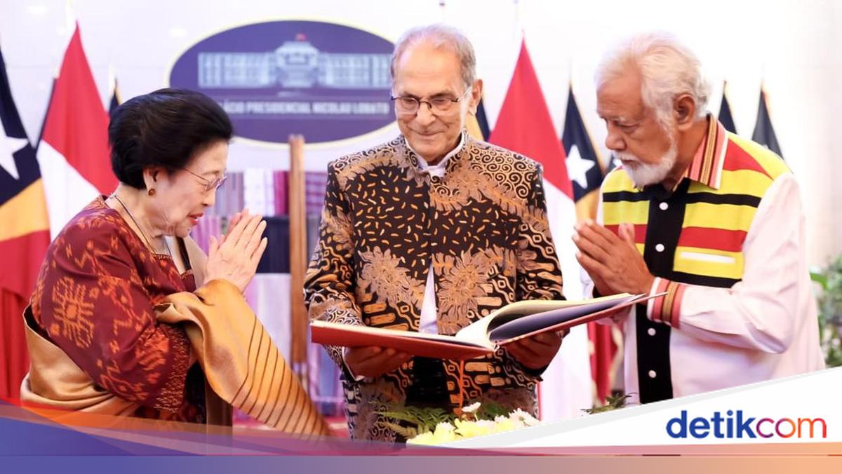 Megawati Receives Highest Honour from President of Timor-Leste