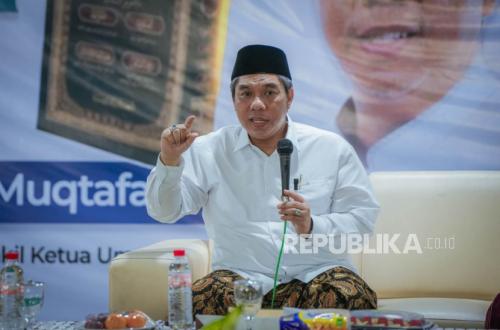 KH Zulfa Mustofa Launches 'Ithafu Ummati Al Muqtafa' to Preserve Indonesia's Islamic Scholarly Tradition
