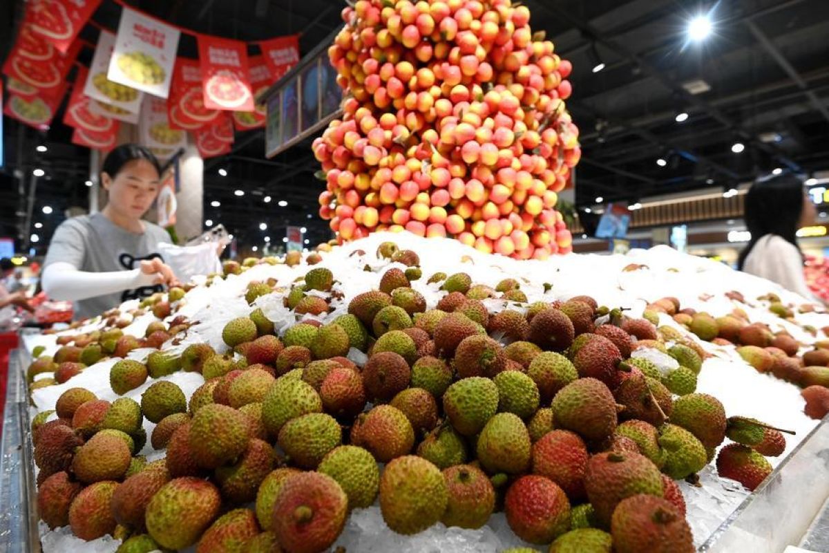 China Targets Accelerated Innovative Development of Retail Industry