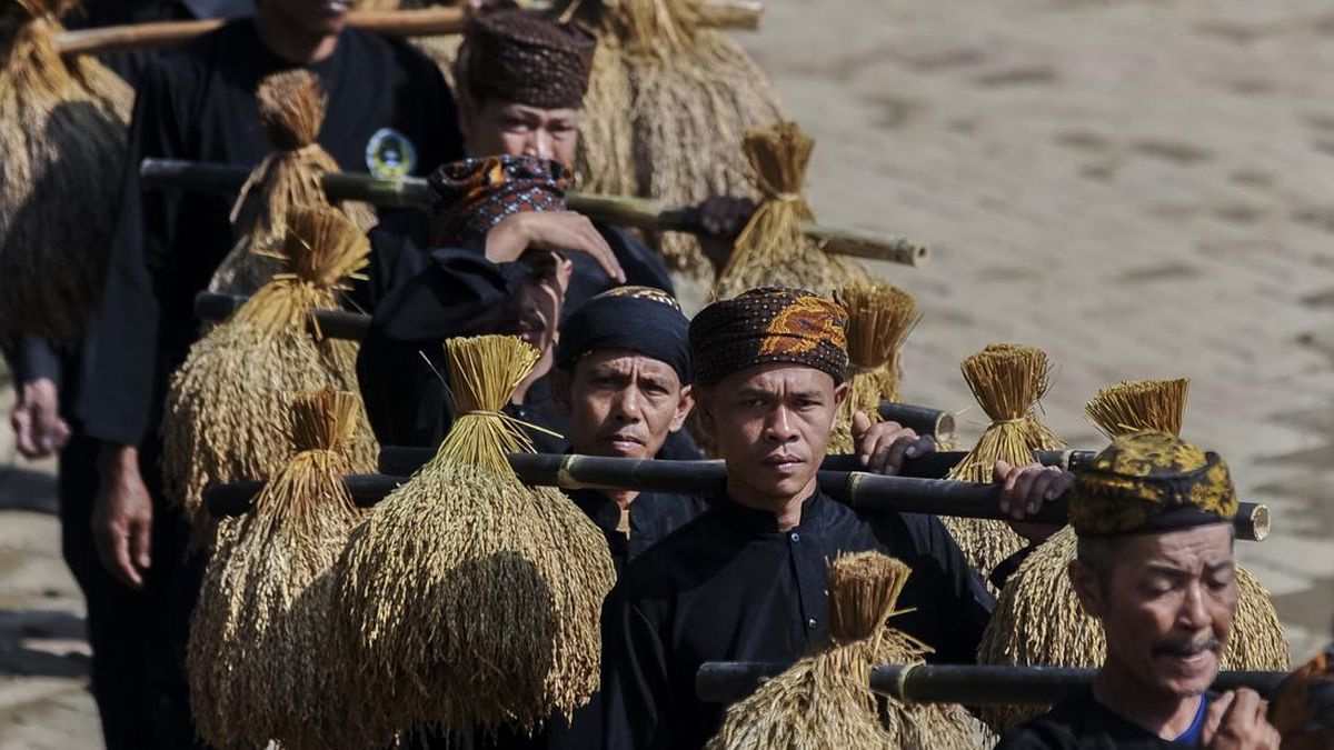 West Java to be Renamed Tatar Sunda: What Are the Stages of the Process?