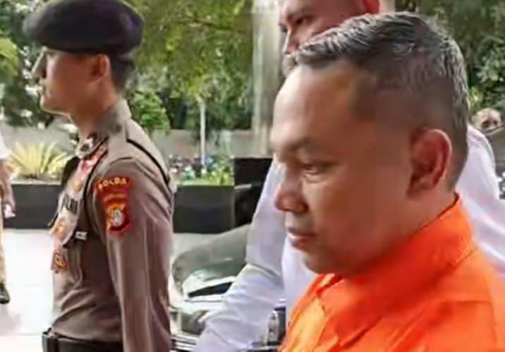 Non-Active Riau Governor Abdul Wahid Sentenced to 8.5 Years in Prison for Alleged Extortion