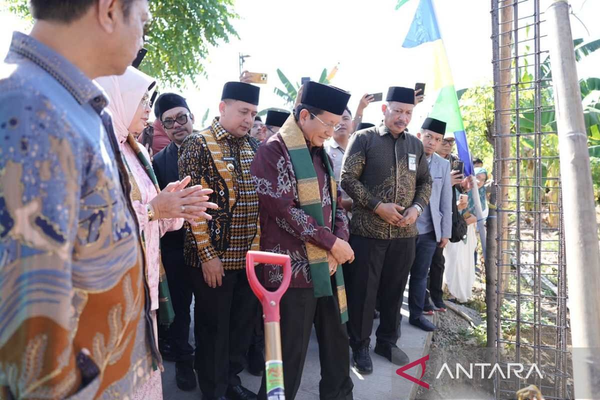 Makassar Mayor and Religious Affairs Minister Launch Indonesia's First Moderation Gate