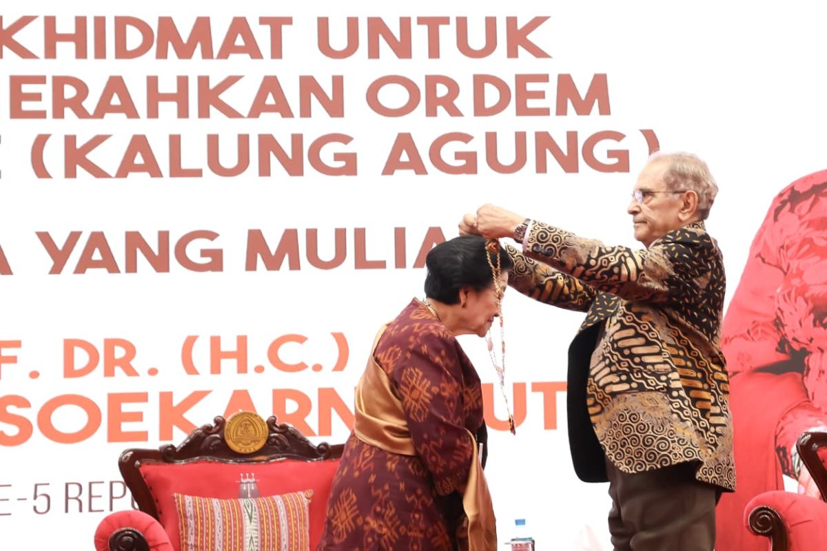 Indonesia's Megawati receives Timor-Leste's highest state honor