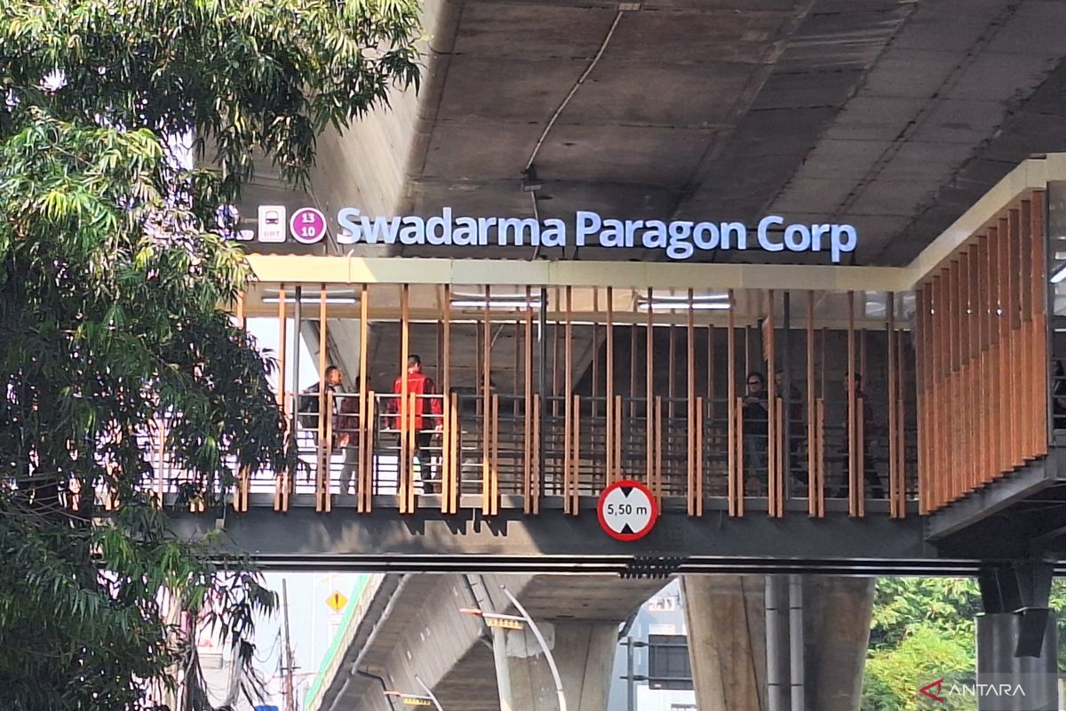 DKI Jakarta Operates Integrated Swadarma Paragon Corp Bus Stop Facility