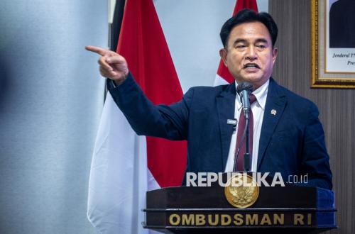 Government Has Not Discussed Specific LGBTQ Regulations, Says Coordinating Minister Yusril